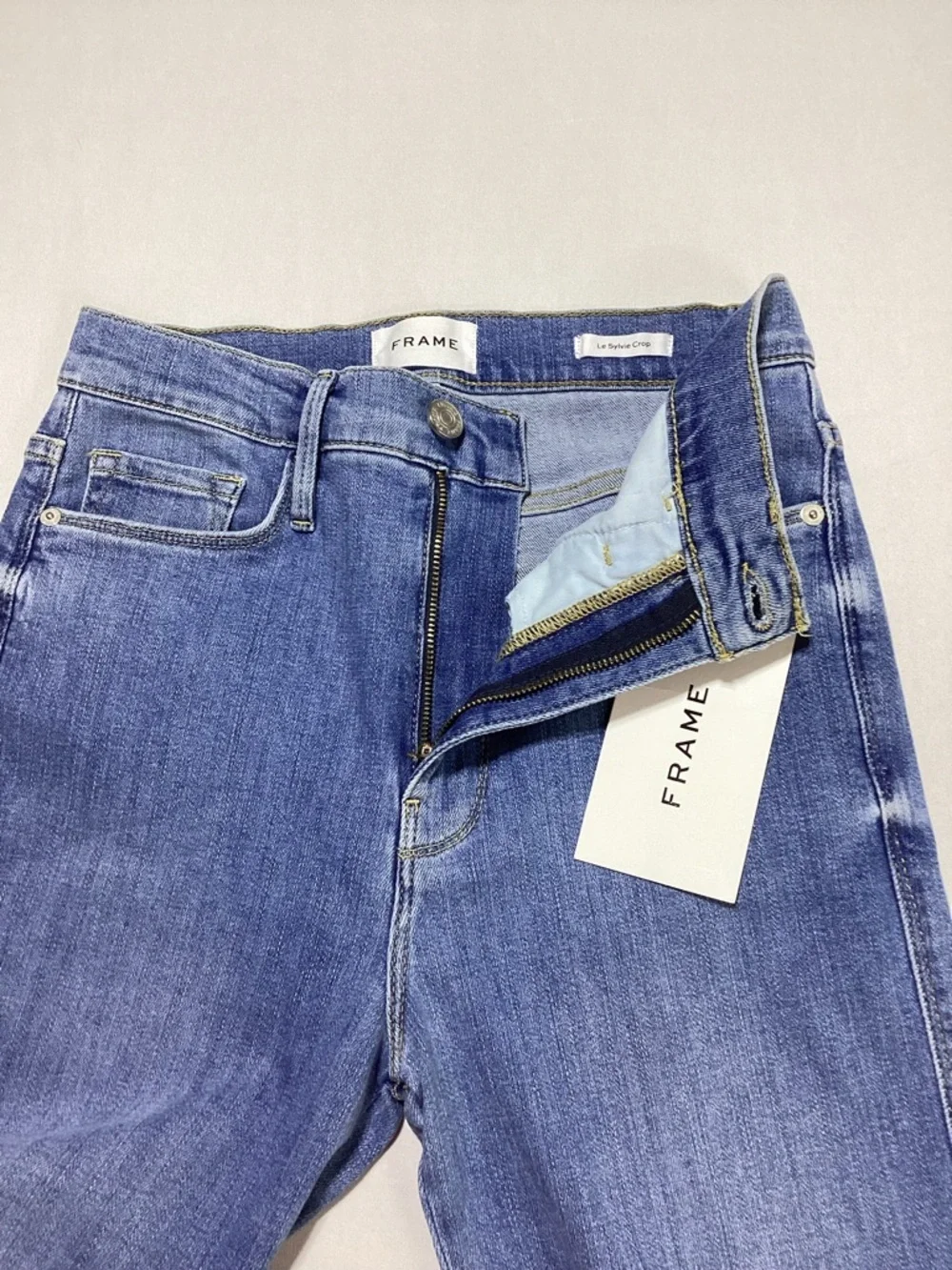 Frame Le Sylvia Crop Jeans High Rise Raw Hem - Picture 4 of 15